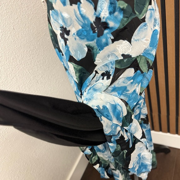 Alex Evenings Blue & Teal Floral Maxi Dress with Shawl - Picture 8 of 10